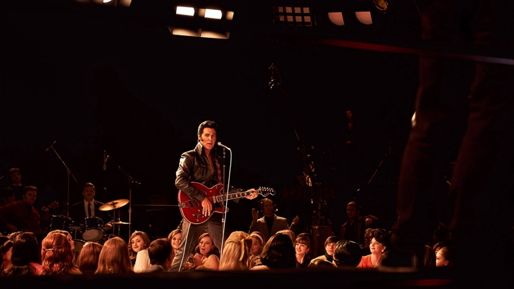 Il trailer di Elvis esce con Austin Butler che canta i classici di Presley - The Hollywood Reporter

