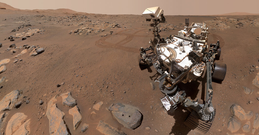 Su Marte, l'anno della sorpresa e della scoperta per il rover e l'elicottero della NASA

